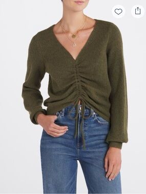 Wynter Jamarni Ruched Cropped Sweater In Olive Size Large